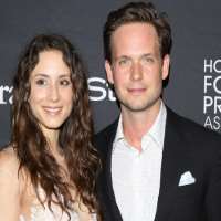 Patrick J. Adams Birthday, Real Name, Age, Weight, Height, Family ...