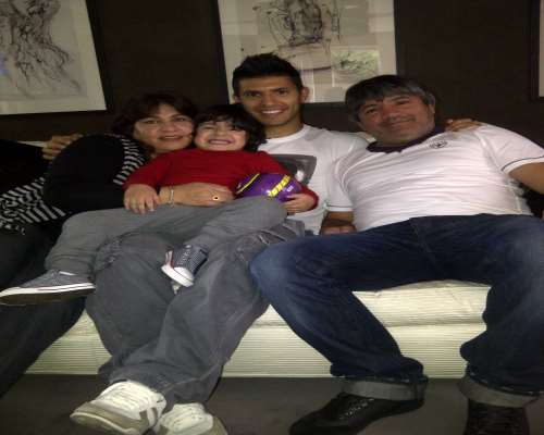 Sergio Aguero Family