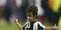 Mario Lemina son Neals