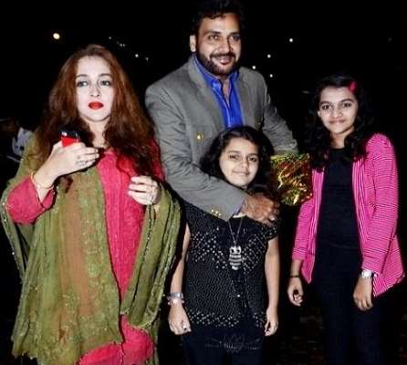 Shahbaz Khan Family