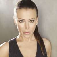 Jon Farriss wife Leslie Bega