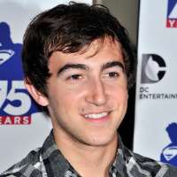 Alyson Stoner boyfriend Vincent Martella