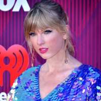 Lucas Till girlfriend Taylor Swift
