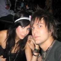 Martin Johnson (Singer) girlfriend Hanna Beth Merjos Martin Johnson (Singer) girlfriend Hanna Beth Merjos