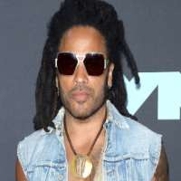 Whitney Cummings boyfriend Lenny Kravitz