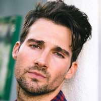 Gage Golightly boyfriend James Maslow