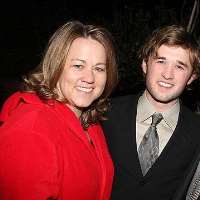 Haley Joel Osment Mother Theresa Seifert Osment