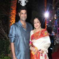 Sikandar Kher Mother Kirron Kher