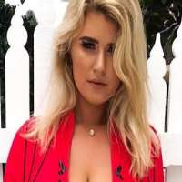 Bonnie-Lou Coffey sister Holly-Sue Bonnie-Lou Coffey sister Holly-Sue