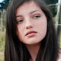 Stefania LaVie Owen sister Lolo Owen