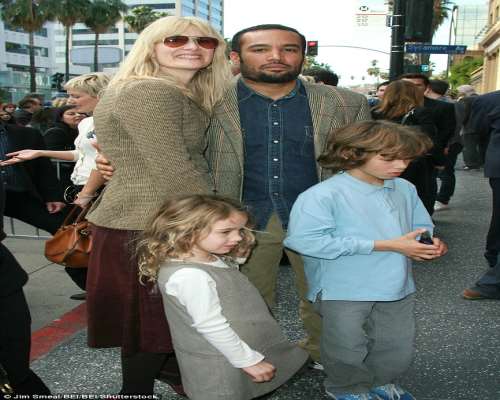 Laura Dern Family