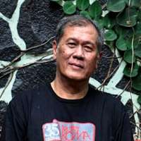 Ratna Riantiarno husband Nano Riantiarno Ratna Riantiarno husband Nano Riantiarno