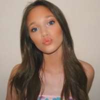 Felicite Tomlinson sister Phoebe Tomlinson