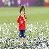 Santi Cazorla son Enzo Santi Cazorla son Enzo