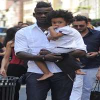 Mario Balotelli daughter Pia Mario Balotelli daughter Pia