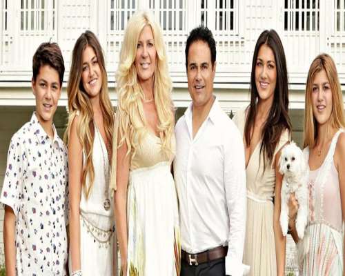 Maria Montazami Family