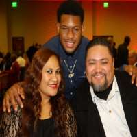 JuJu Smith-Schuster Father Lawrence Schuster (Stepfather) JuJu Smith-Schuster Father Lawrence Schuster (Stepfather)