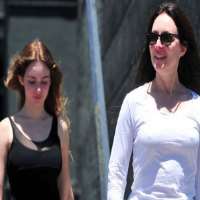 Madeleine Stowe daughter May Theodora Madeleine Stowe daughter May Theodora
