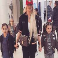 Jelena Karleusa daughter Atina Tosic Jelena Karleusa daughter Atina Tosic