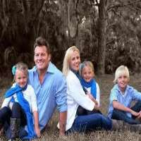 Chris Jericho Birthday, Real Name, Family, Age, Weight, Height, Wife ...