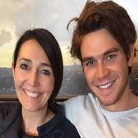 KJ Apa Mother Tessa Apa