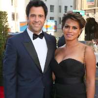 Troy Garity wife Simone Bent