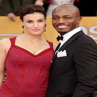 Idina Menzel husband Taye Diggs Idina Menzel husband Taye Diggs