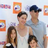 Embeth Davidtz son Asher Dylan Sloane