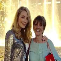 Jennifer Finnigan Mother Diane Rioux Finnigan