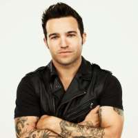 Ashlee Simpson boyfriend Peter Wentz