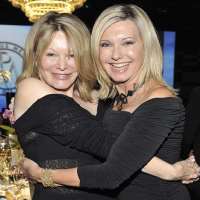 Olivia Newton-John sister Rona Newton-John Olivia Newton-John sister Rona Newton-John