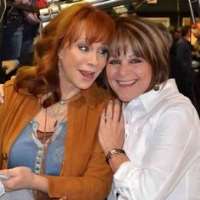 Reba McEntire brother Susie McEntire Reba McEntire brother Susie McEntire