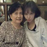 Jang Na-ra Mother Lee Kyeong-ok Jang Na-ra Mother Lee Kyeong-ok