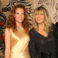 Robyn Lively Mother Elaine Lively