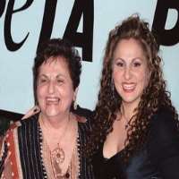Kathy Najimy Mother Samia Massery