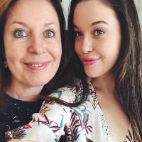 Gina Riley daughter Maggie McKenna Gina Riley daughter Maggie McKenna