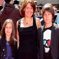 Rebecca Front Birthday, Real Name, Age, Weight, Height, Family, Facts ...