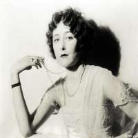 Charlie Chaplin wife Mildred Harris Charlie Chaplin wife Mildred Harris