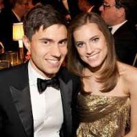 Allison Williams husband Ricky Van Veen Allison Williams husband Ricky Van Veen