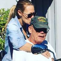 Jeri Ryan Father Gerhard Florian Zimmermann Jeri Ryan Father Gerhard Florian Zimmermann