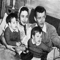 Jennifer Jones son Robert Walker Jr. Jennifer Jones son Robert Walker Jr.
