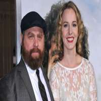 Zach Galifianakis girlfriend Quinn Lundberg Zach Galifianakis girlfriend Quinn Lundberg