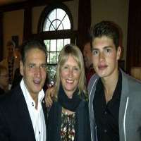Gregg Sulkin Father Graham Sulkin