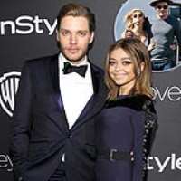 Dominic Sherwood girlfriend Sarah Hyland Dominic Sherwood girlfriend Sarah Hyland