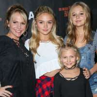 Barbara Alyn Woods daughter Emily Alyn Lind