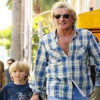 Penny Lancaster son Alastair Wallace Stewart