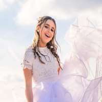 Shay Carl daughter Avia Butler