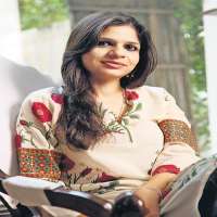 Saif Ali Khan sister Saba Ali Khan