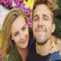 Marcus Butler girlfriend Niomi Smart Marcus Butler girlfriend Niomi Smart