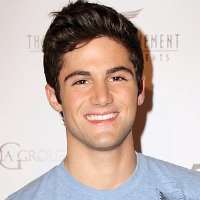 Jennette McCurdy boyfriend Max Ehrich Jennette McCurdy boyfriend Max Ehrich
